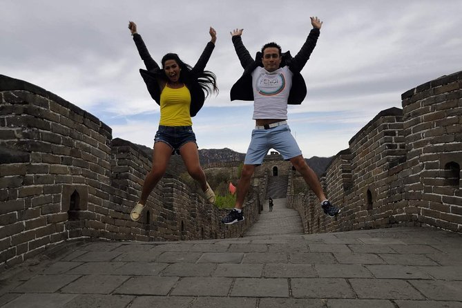 Private Mutianyu Great Wall Trip with English-Speaking Driver - Walking the Mutianyu Great Wall