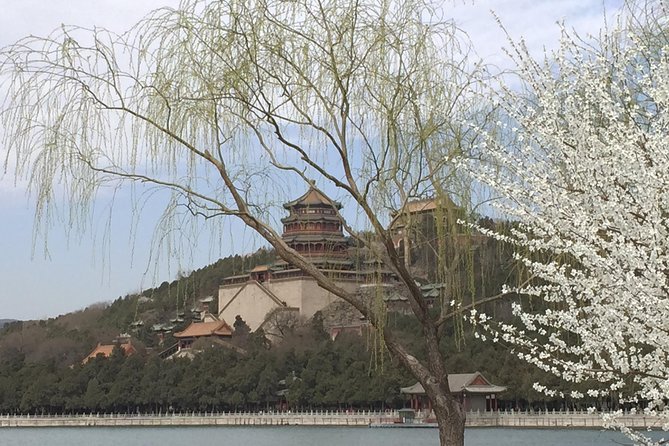 Private Summer Palace Walking Tour + Custom Scenic Route Add-Ons - Magnolia Hall and the story of Guangxu