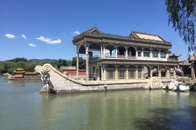 Private Summer Palace Walking Tour + Custom Scenic Route Add-Ons - Walking beneath the 728-meter Long Corridor