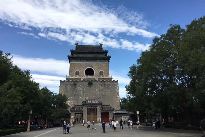 Private Tour: Beijing Hutong Night Walking and snacks Taste - Shichahai and Houhai Lake, a peaceful finish