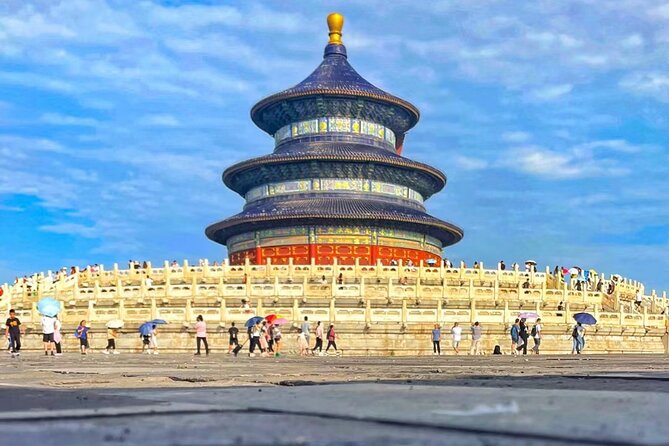 Private Tour: Temple of Heaven with Roast Duck and Acrobatic show - What to expect at the Red Theatre