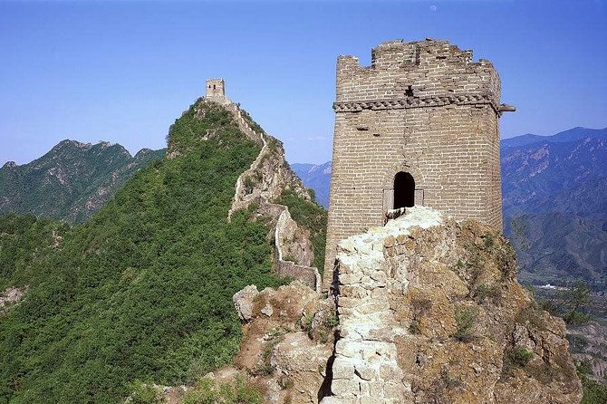 Private Tour to Gubei Water Town and Simatai Great Wall with Cable Car and Lunch - Why Simatai makes this day trip special