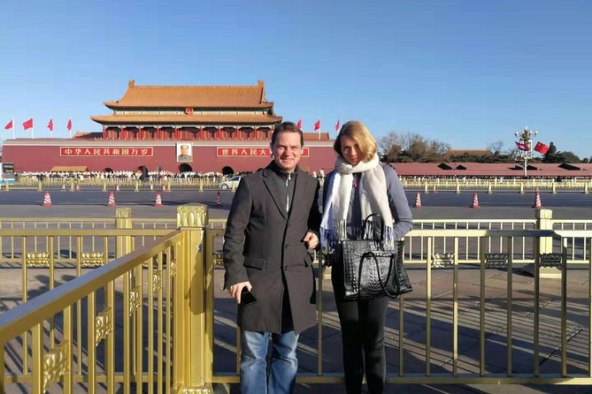 Private Tour to Mutianyu Great Wall, Tiananmen Square and Forbidden City - Tiananmen Square: a brief first stop