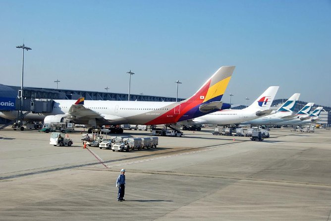 Private Transfer: Hotel to Beijing International Airport - Hotel pickup inside Beijing and near the Great Wall