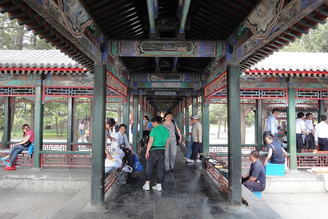Private Transfer to Mutianyu Great Wall and Summer Palace with A Guide - Summer Palace: lake views and imperial buildings