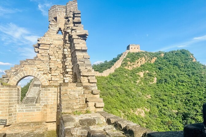 Private Trekking Day Tour to Jinshanling Great Wall - Black Tower, Lesser Jinshan Tower, and Big Jinshan Tower