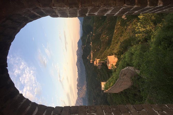 Private Trekking Tour from Gubeikou to Jinshanling Greatwall - The farmhouse lunch between two wall sections