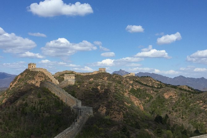 Private Trekking Tour from Gubeikou to Jinshanling Greatwall - Returning to the restored Jinshanling wall