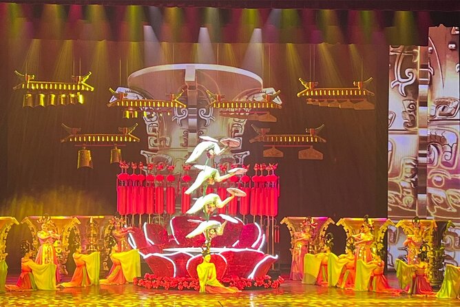 Red Theater Beijing Acrobatic Show Tickets Booking - Who should book this show