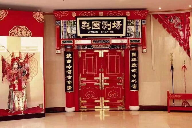 Red Theater Beijing Acrobatic Show Tickets Discount - English subtitles make the story easier to follow