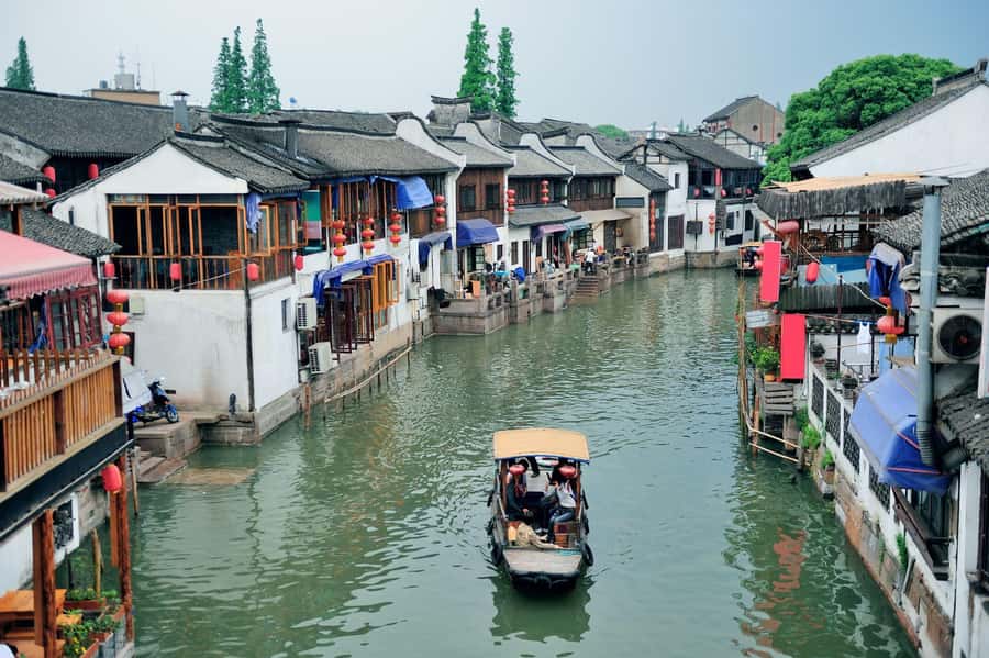Shanghai:Old Town, Yu Garden, Zhujiajiao Water Town Bus Tour - Key points to know before booking