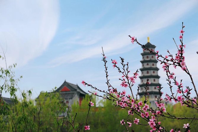 Simatai Great Wall and Gubei Water Town Trip with English speaking driver - The personal service factor
