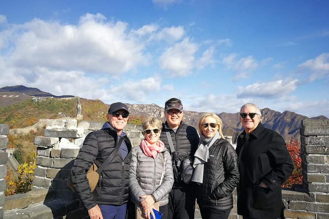Small Group Tour: Mutianyu Great Wall, Summer Palace & Bird Nest - Lunch at a local Chinese restaurant