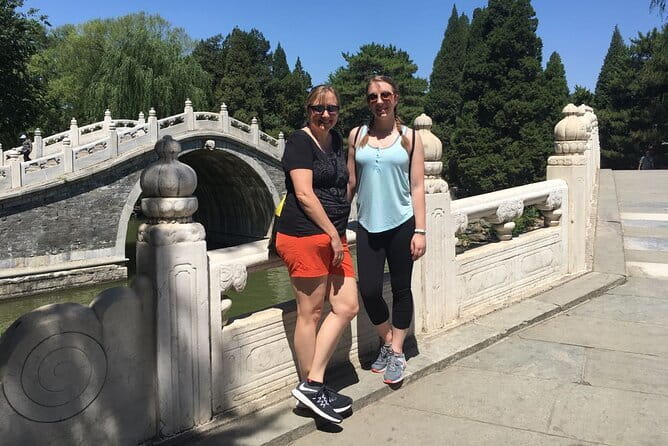 Summer Palace Walking Tour - Entering the Summer Palace and its imperial setting