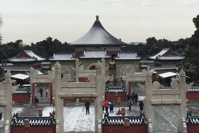 Temple of Heaven Private Tour with Extra Scenic Spots Added On - Starting at the park and meeting your guide