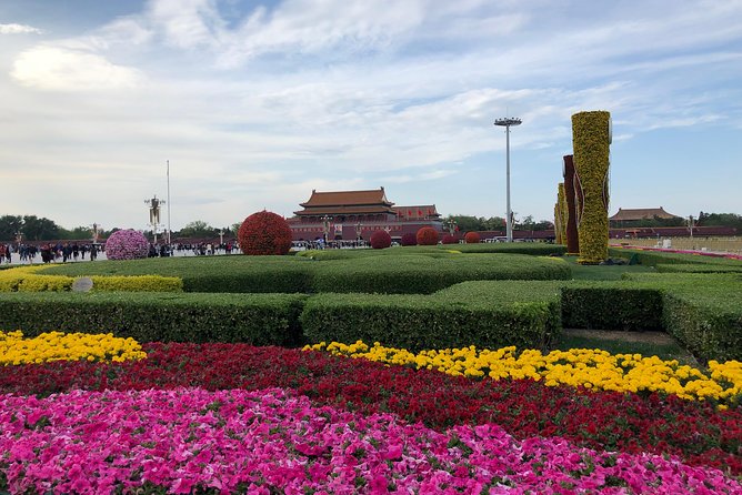Tiananmen Square Tour - A private guide can change the pace