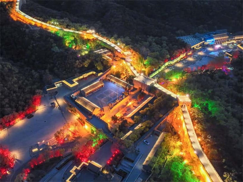 Twilight Glow at Badaling Great Wall Evening Bus Tour+Ticket - The Beijing meeting point at Beitucheng Station