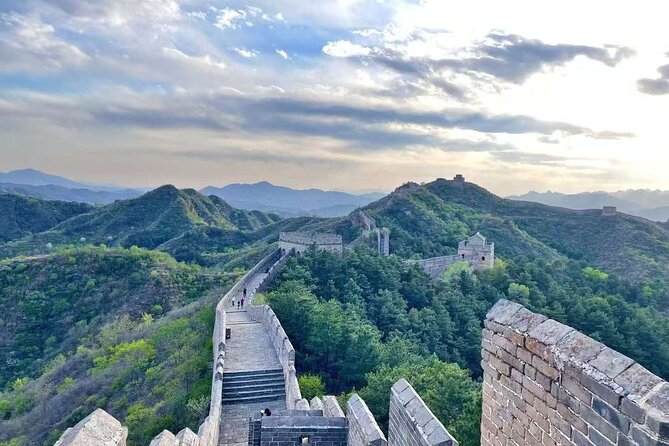 ZANBUS: Trip to the Jinshanling Great Wall Departing at 7:30 AM - Why Jinshanling is worth the long ride